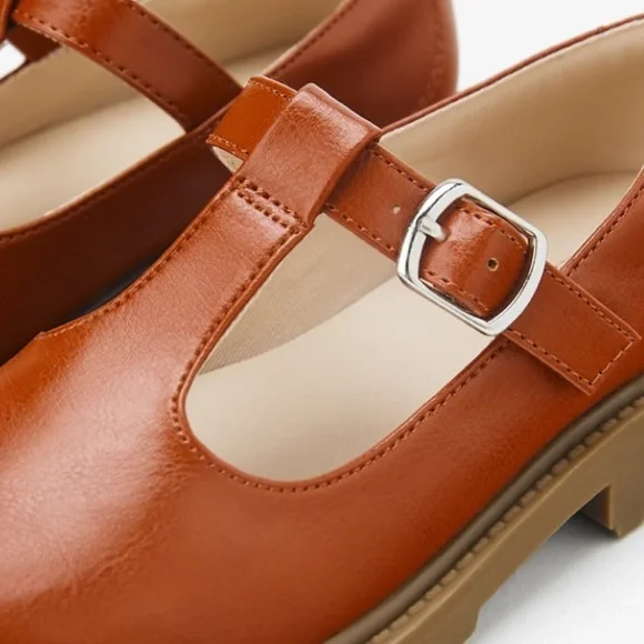 Zara girls cognac brown buckle shoes - Picture 5 of 8